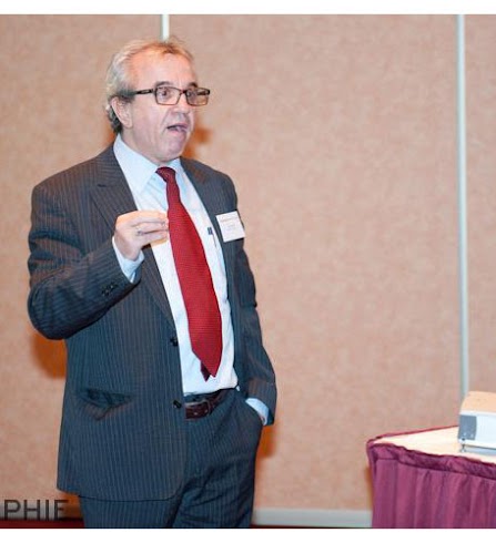 Article : Internet en Afrique: Déjà accessible aux populations analphabètes!